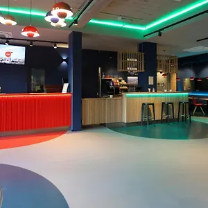 2* Hotel Acama + Kreuzberg